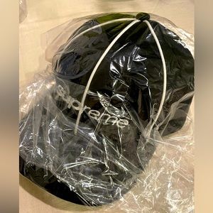 NWT Supreme Piping 6-Panel Hat